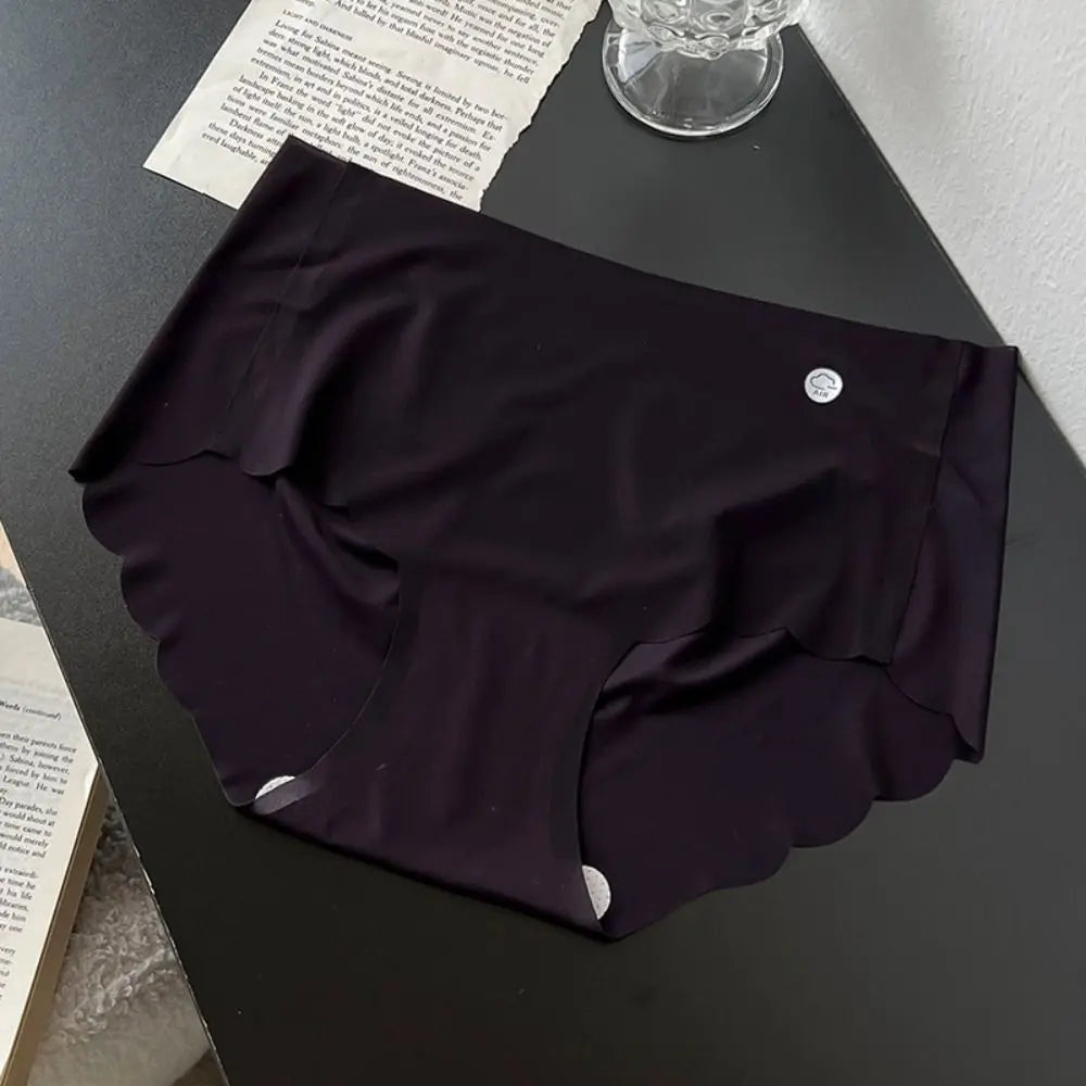 Breathable Solid Color Ice Silk Panties Ultra Thin Soft Middle Waist Briefs Cotton Crotch Underwear Seamless Lingerie Daily