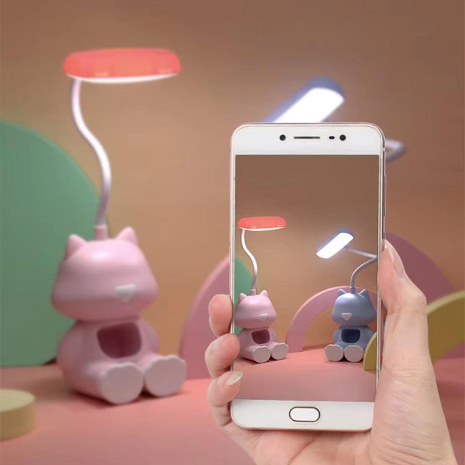 Creative Cat Desk Lamp with Phone Holder & Adjustable Colors