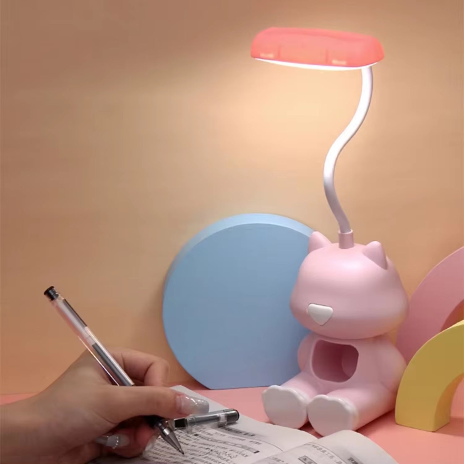 Creative Cat Desk Lamp with Phone Holder & Adjustable Colors